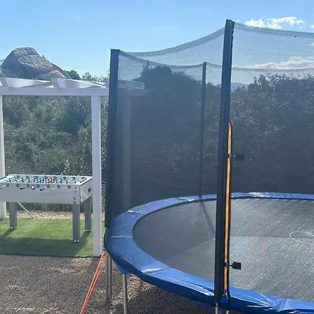 Art * San Teodoro (Sardinia)